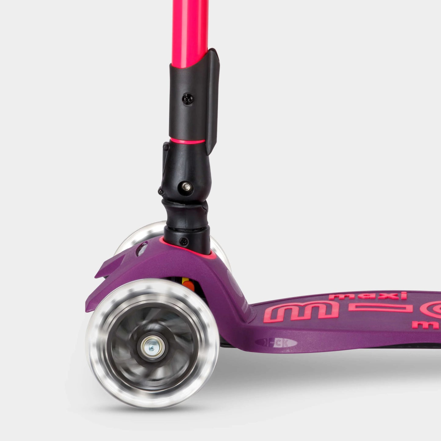 Micro MAXI Deluxe Foldable LED Neon - 3 Wheel Steps