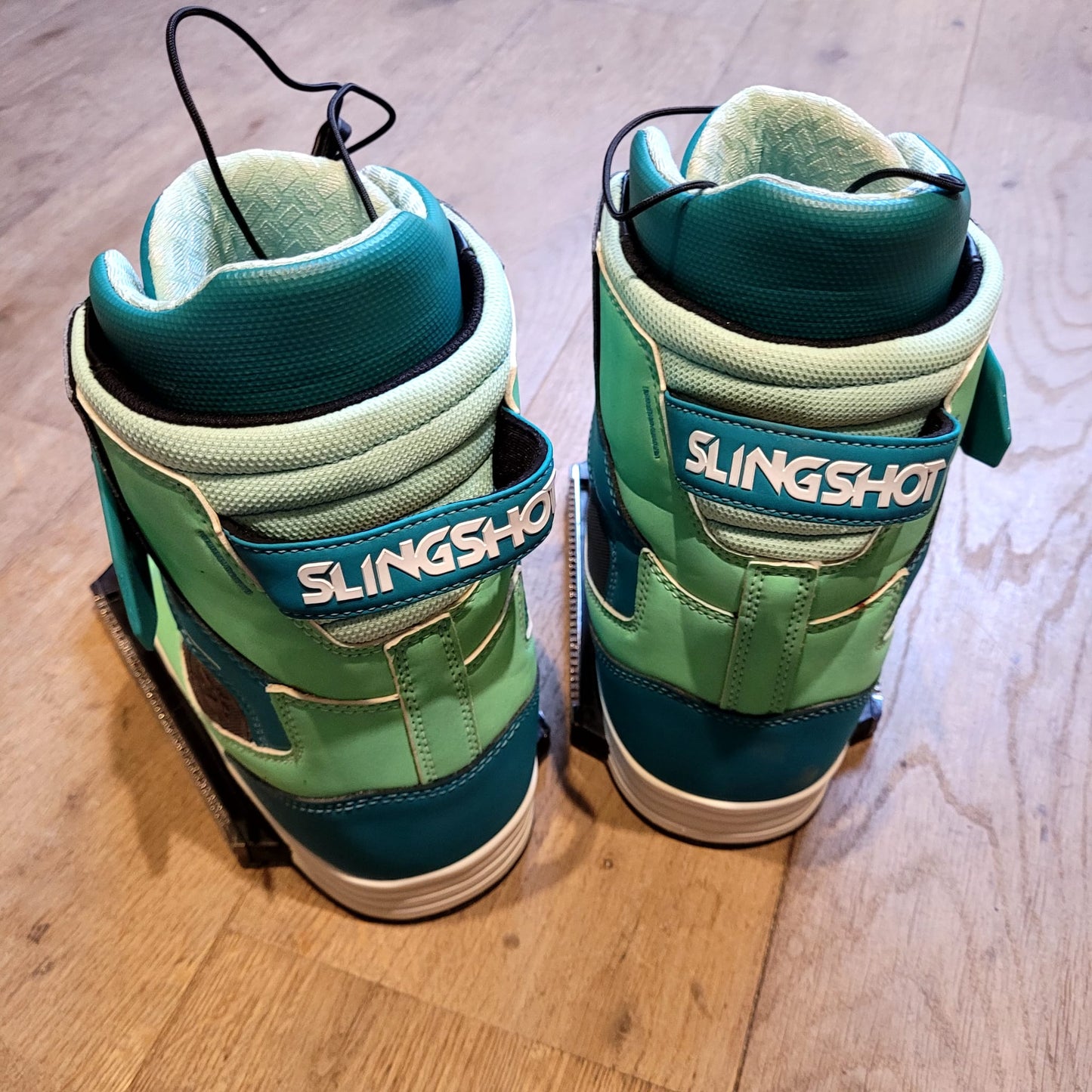 Slingshot Jewel Boot - 6US USED | 18 - Closed Toe Boots (GRADE B)