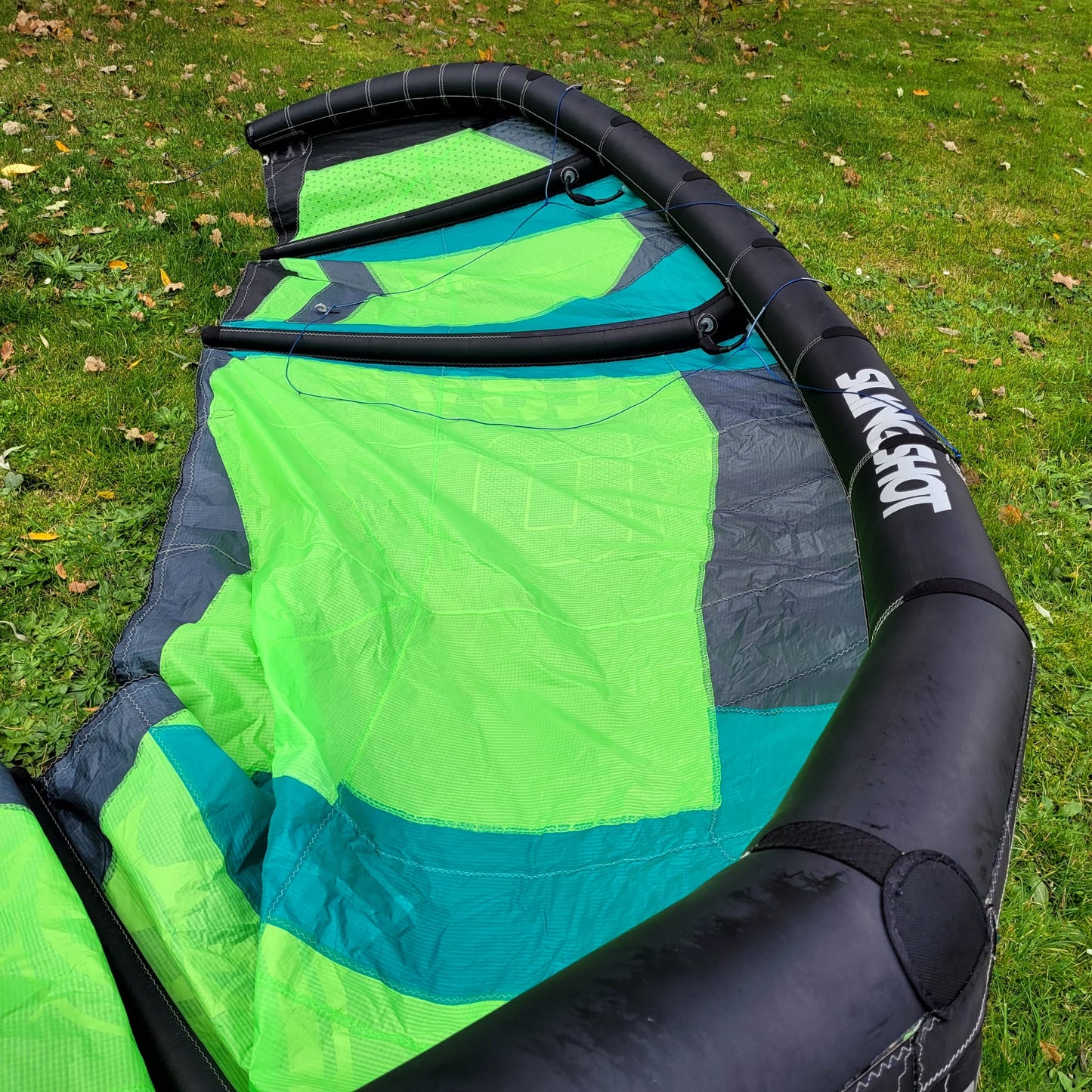 Slingshot 8m RAPTOR V1 Kite Only w/bag USED - Kites (GRADE C)