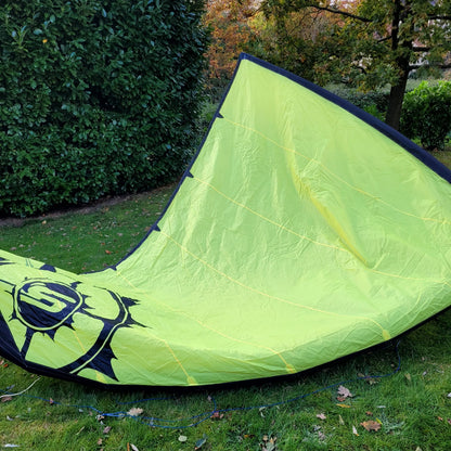 Slingshot 17m GHOST V1 Kite Only w/bag USED - Kites (GRADE C)