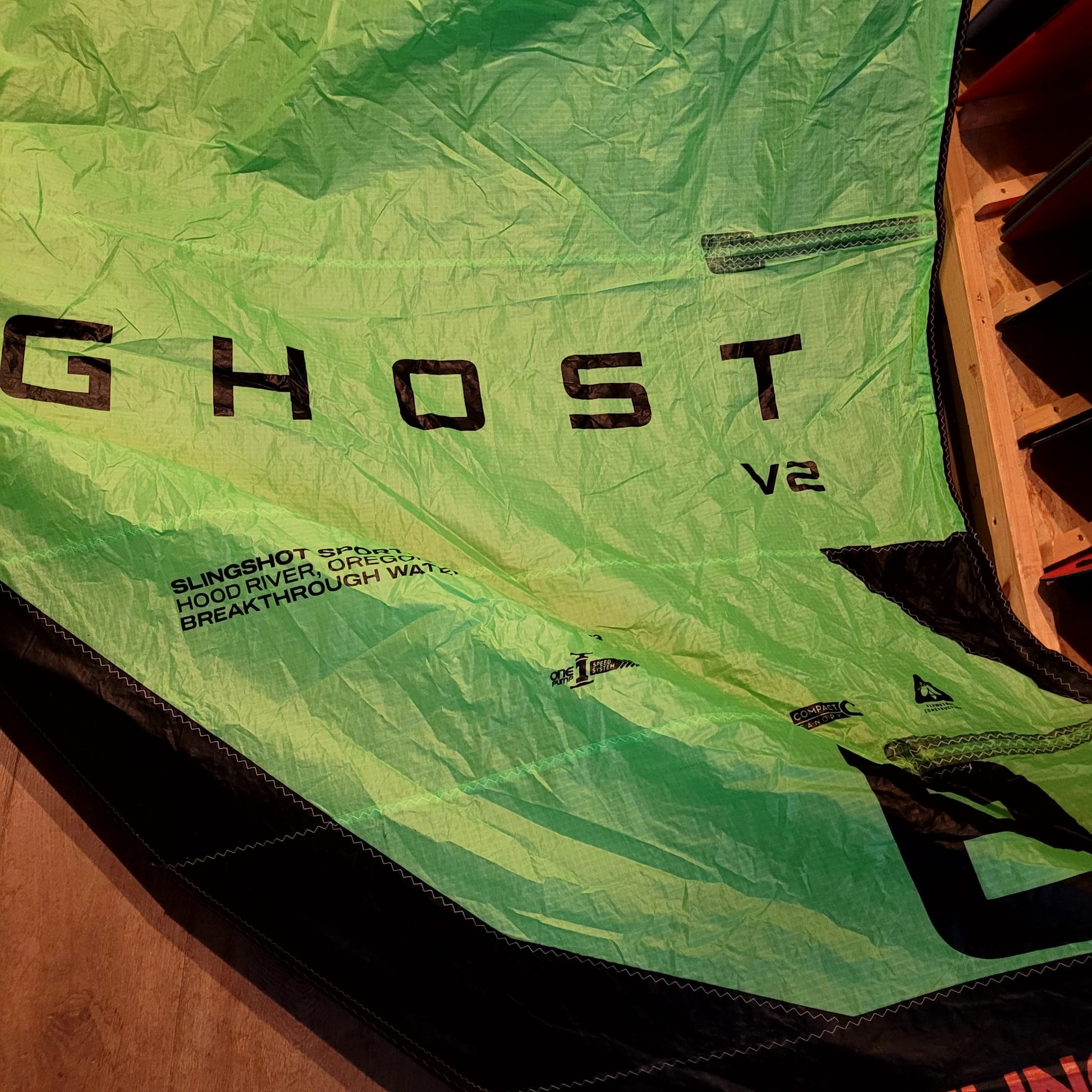 Slingshot 23 8m GHOST V2 Kite Only w/bag USED - Kites (GRADE B)