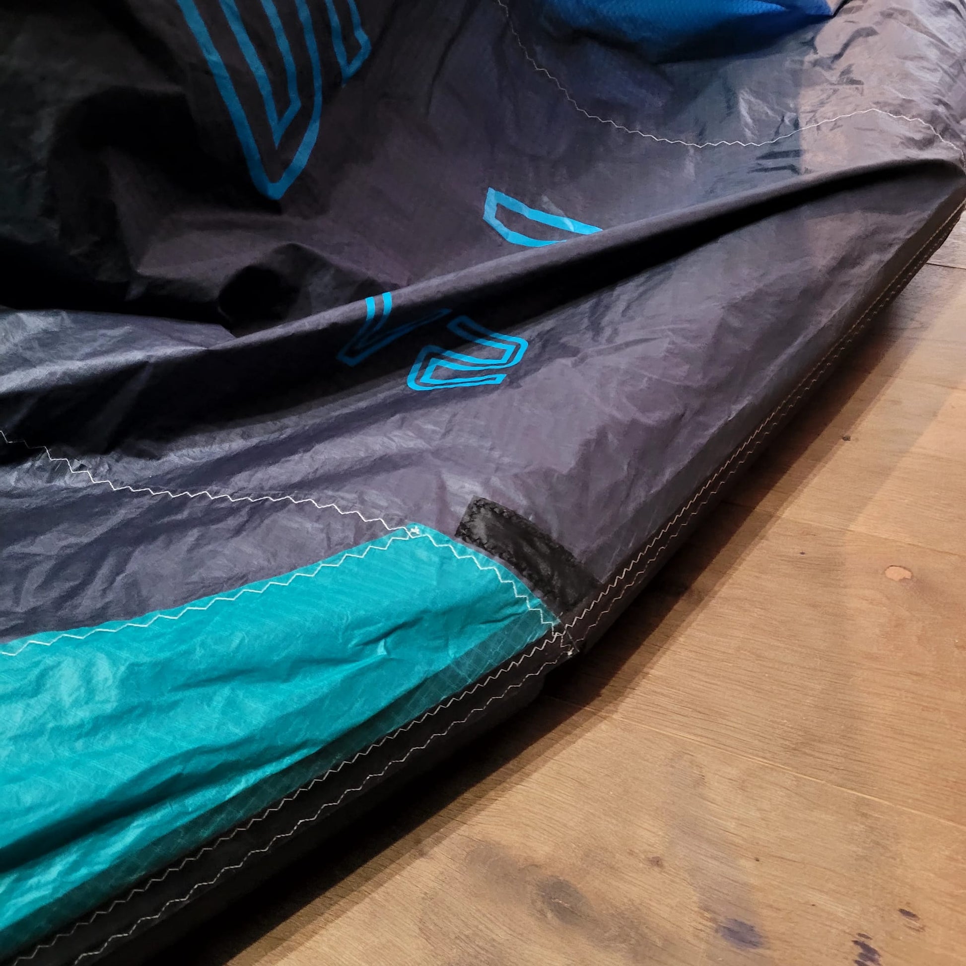 Slingshot 23 10m GHOST V2 Kite Only w/bag USED - Kites (GRADE C)