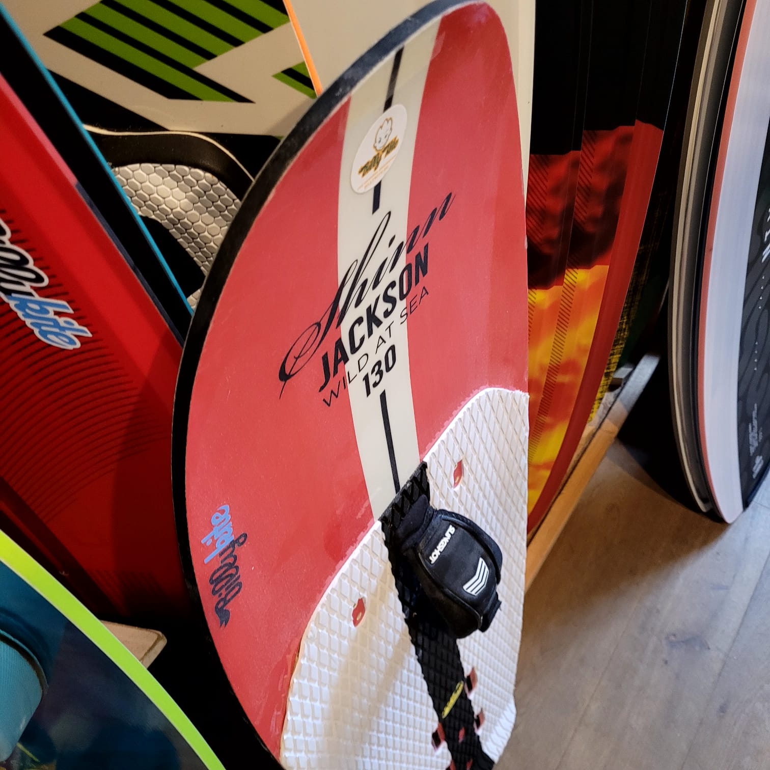 Shinn Foil board Jackson + pads USED - Kite Foilboards