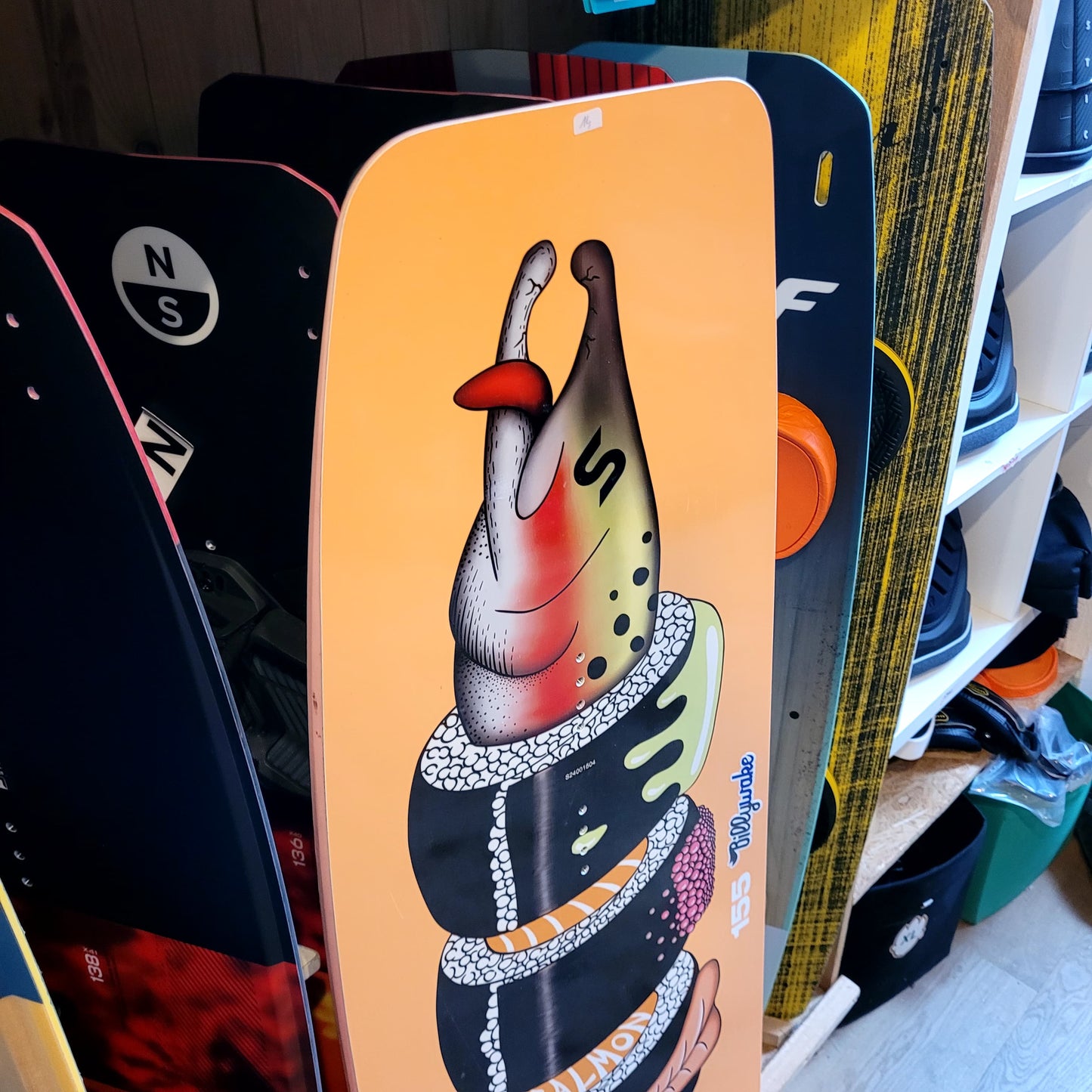 Slingshot SALMON Wakeboard 155cm - NUM14 USED | 24 - Wakeboards (GRADE A)