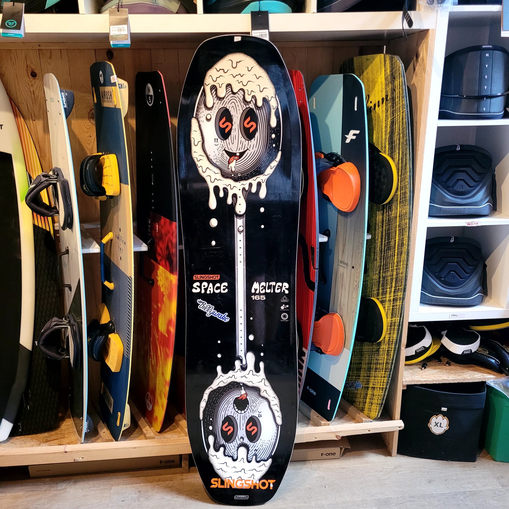 Slingshot SPACE MELTER Wakeboard 165cm - NUM12 USED | 24 - Wakeboards (GRADE A)