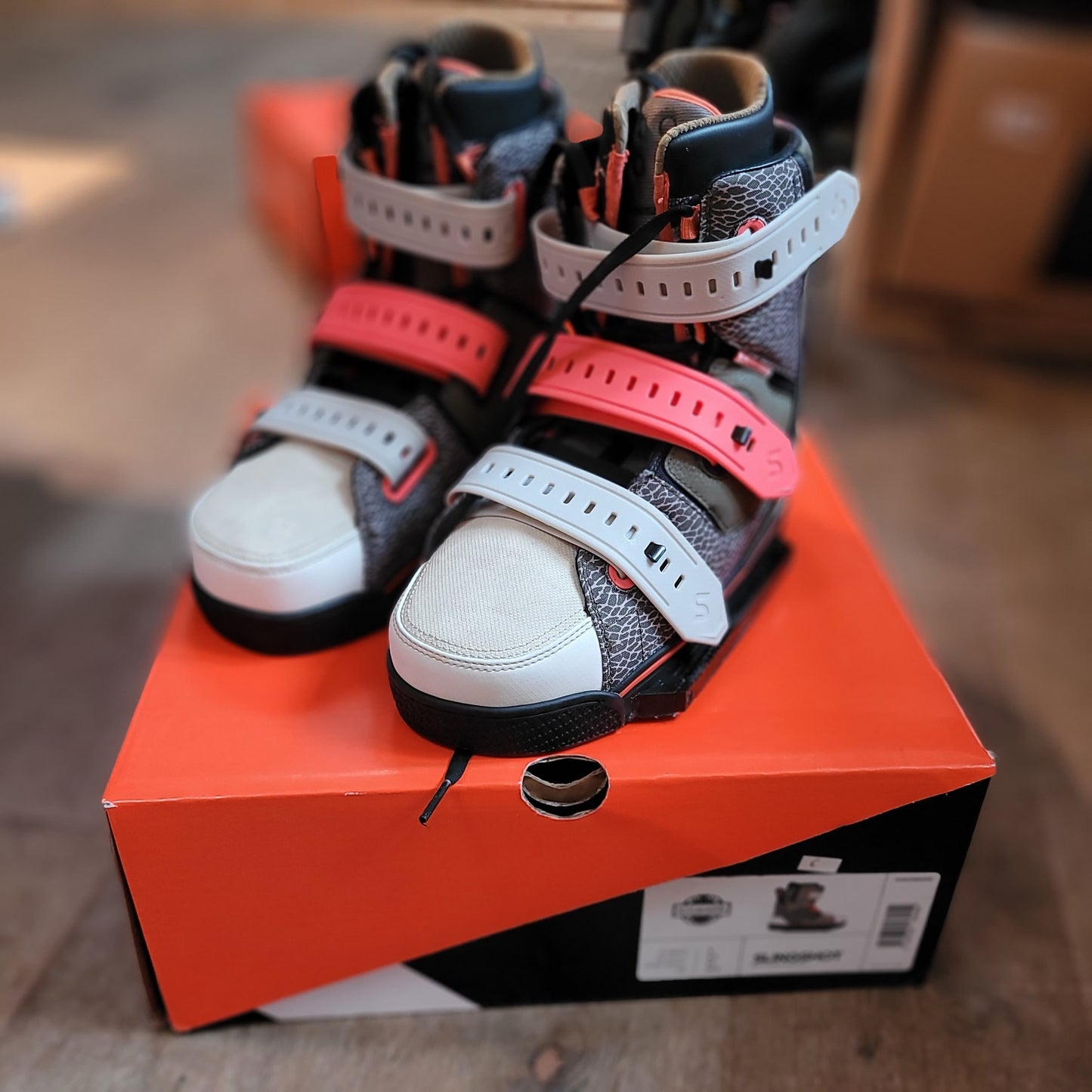 Slingshot ZUUPACK Wakeboots US9 - NUM6 USED | 24 - Closed Toe Boots (GRADE A)