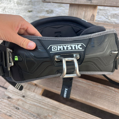 Mystic ARCH Flexshell Waist Harness w/spreader Bar USED | 21 - Kite Waist (GRADE B)