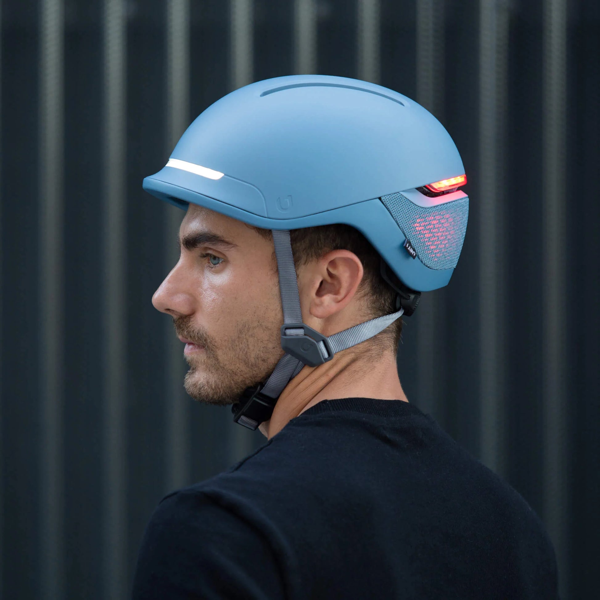 Unit 1 Faro V1 MIPS Helmet w/turn Signals - Helmet w/Lights