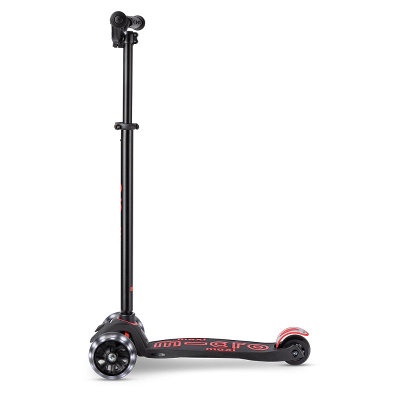 Micro MAXI Deluxe Pro LED - 3 Wheel Steps