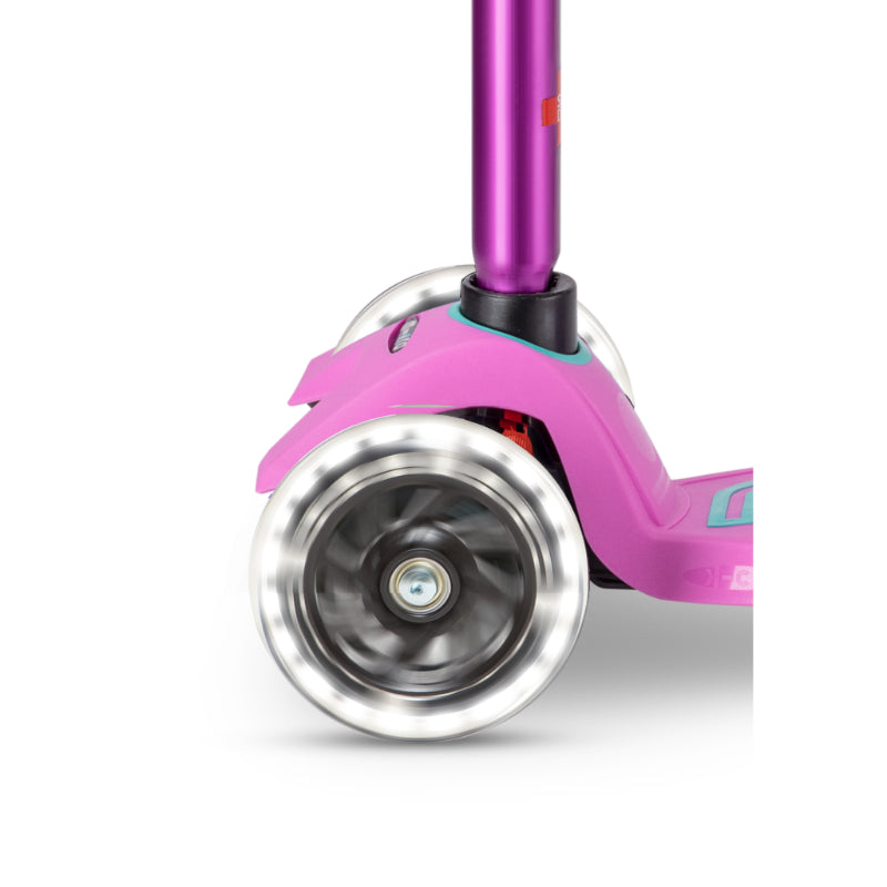 Micro MAXI Deluxe LED - 3 Wheel Steps