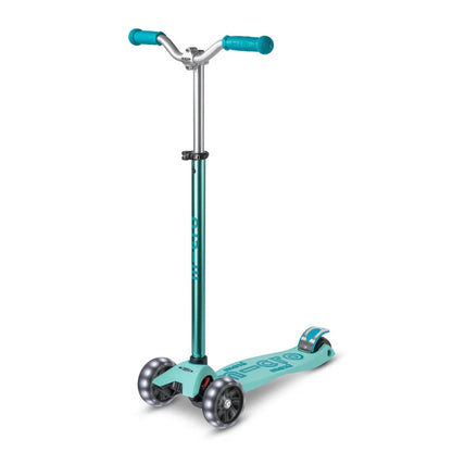 Micro MAXI Deluxe Pro LED - 3 Wheel Steps