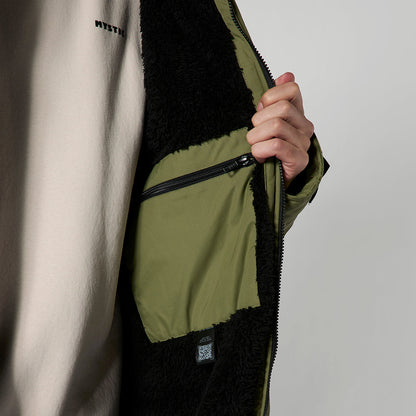 Mystic Poncho Explore | 24