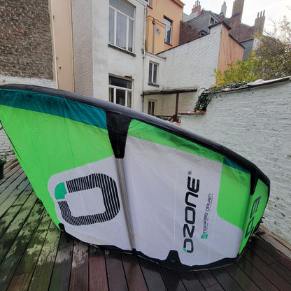 Ozone EDGE 9m VT Kite Only w/bag USED - Kites (GRADE B)