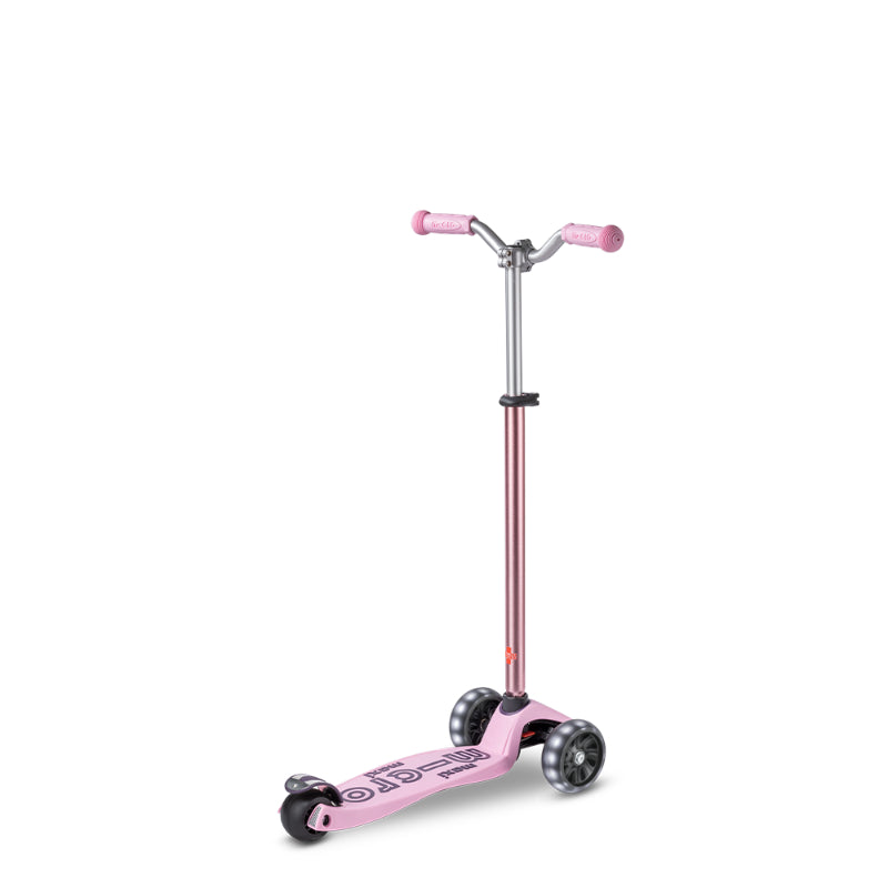 Micro MAXI Deluxe Pro LED - 3 Wheel Steps