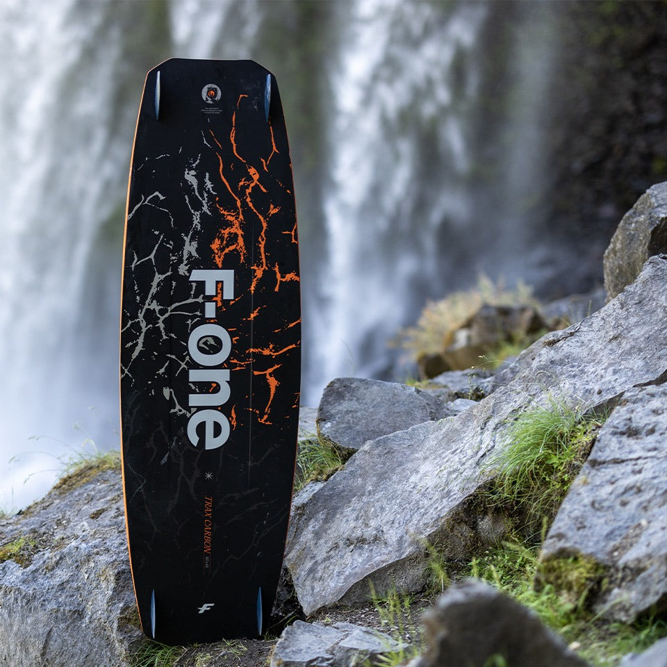 F-One TRAX HRD CARBON SERIES - Twintips