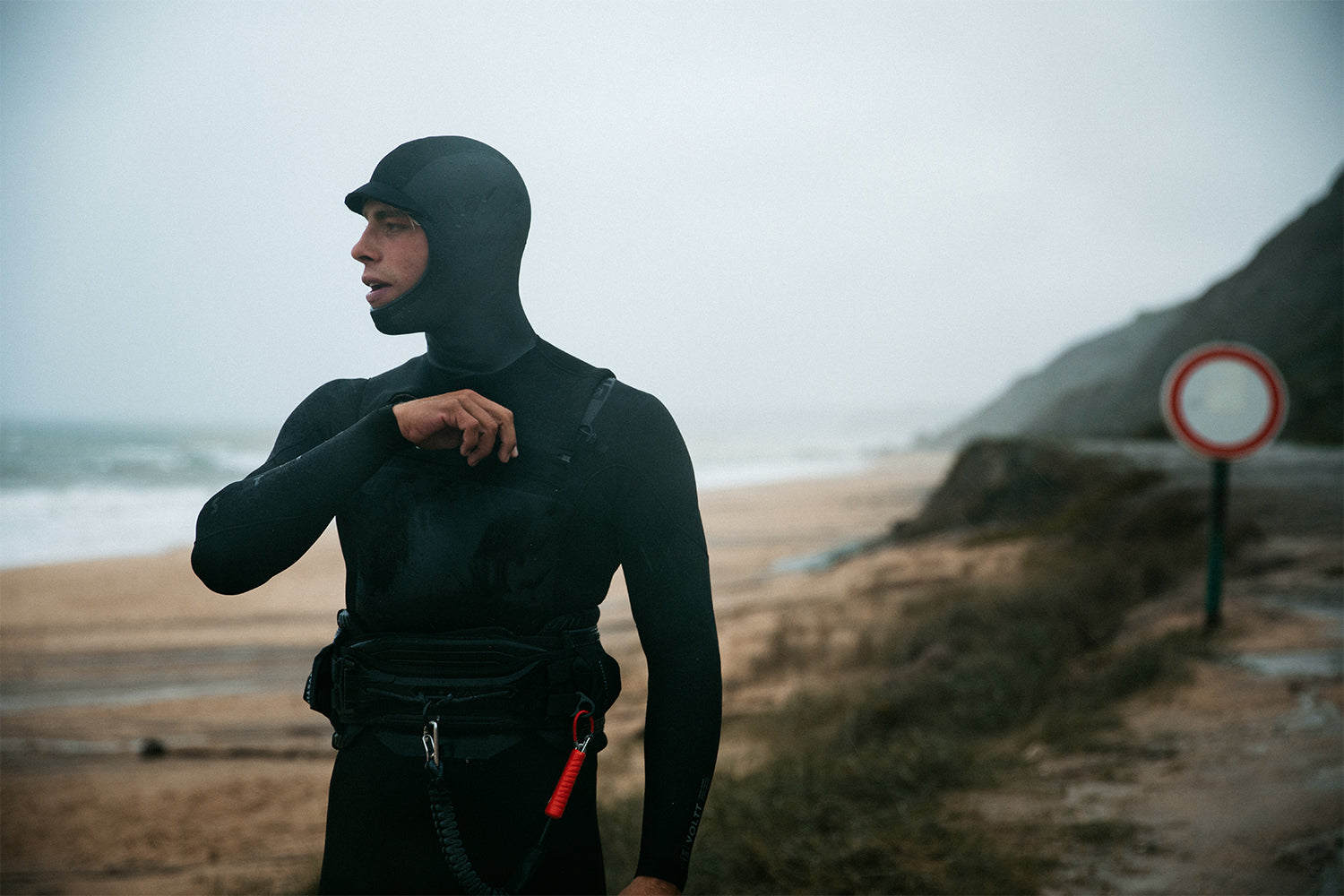 Mystic Volt Hooded Fullsuit 6/4/3mm Fzip - Hooded Fullsuits