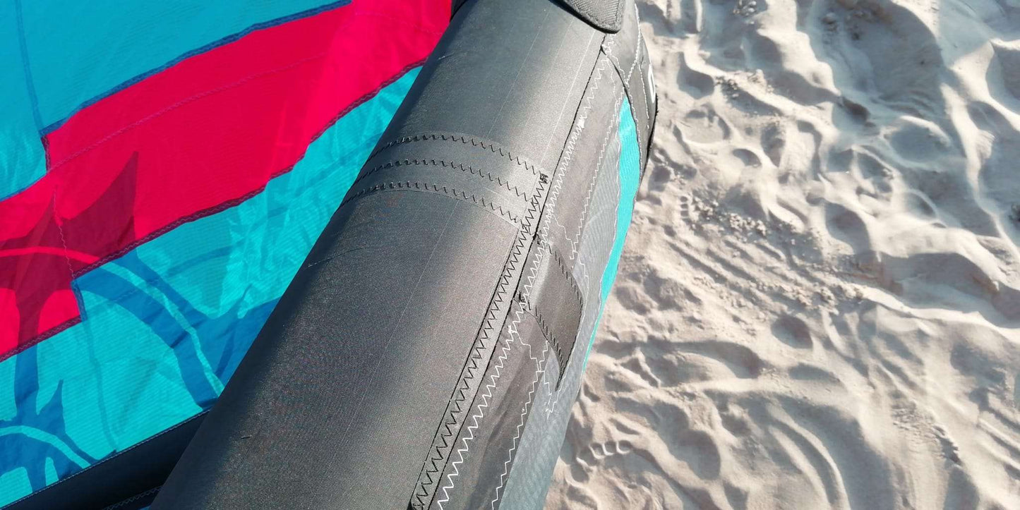 Slingshot 8m RAPTOR V1 Kite Only w/bag USED - Kites (GRADE B)