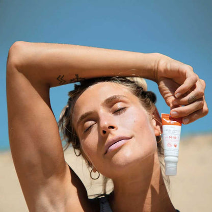 EQ Combo Sunstick SPF 50+ - 2 GR AND Sunscreen SPF 50 - 20ML - Sunscreen