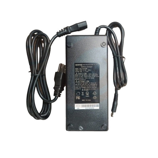 E-Twow Charger Lithium BOOSTER GT 54,6V 3,0A - pin 5mm | 20 - Chargers