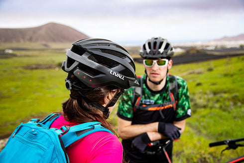 Livall MT1 Neo Smart MTB Helmet - Helmet w/Lights