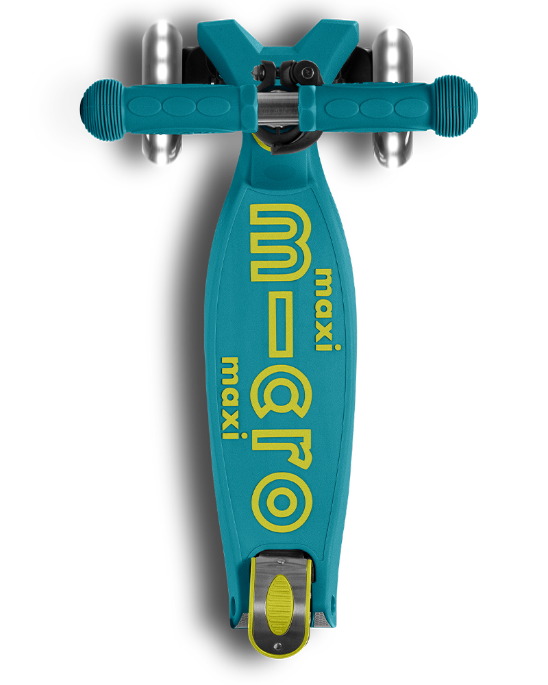 Micro MAXI Deluxe Foldable LED - 3 Wheel Steps